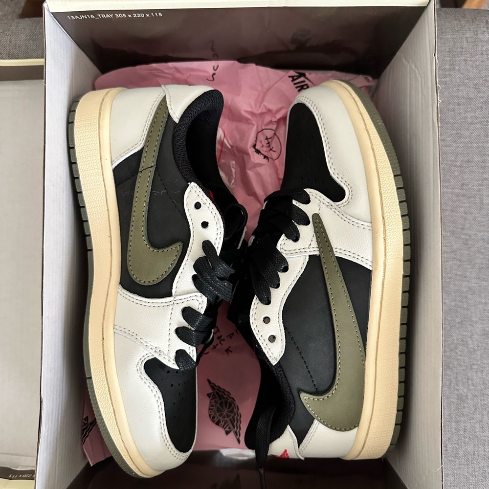 Air Jordan 1 Lows